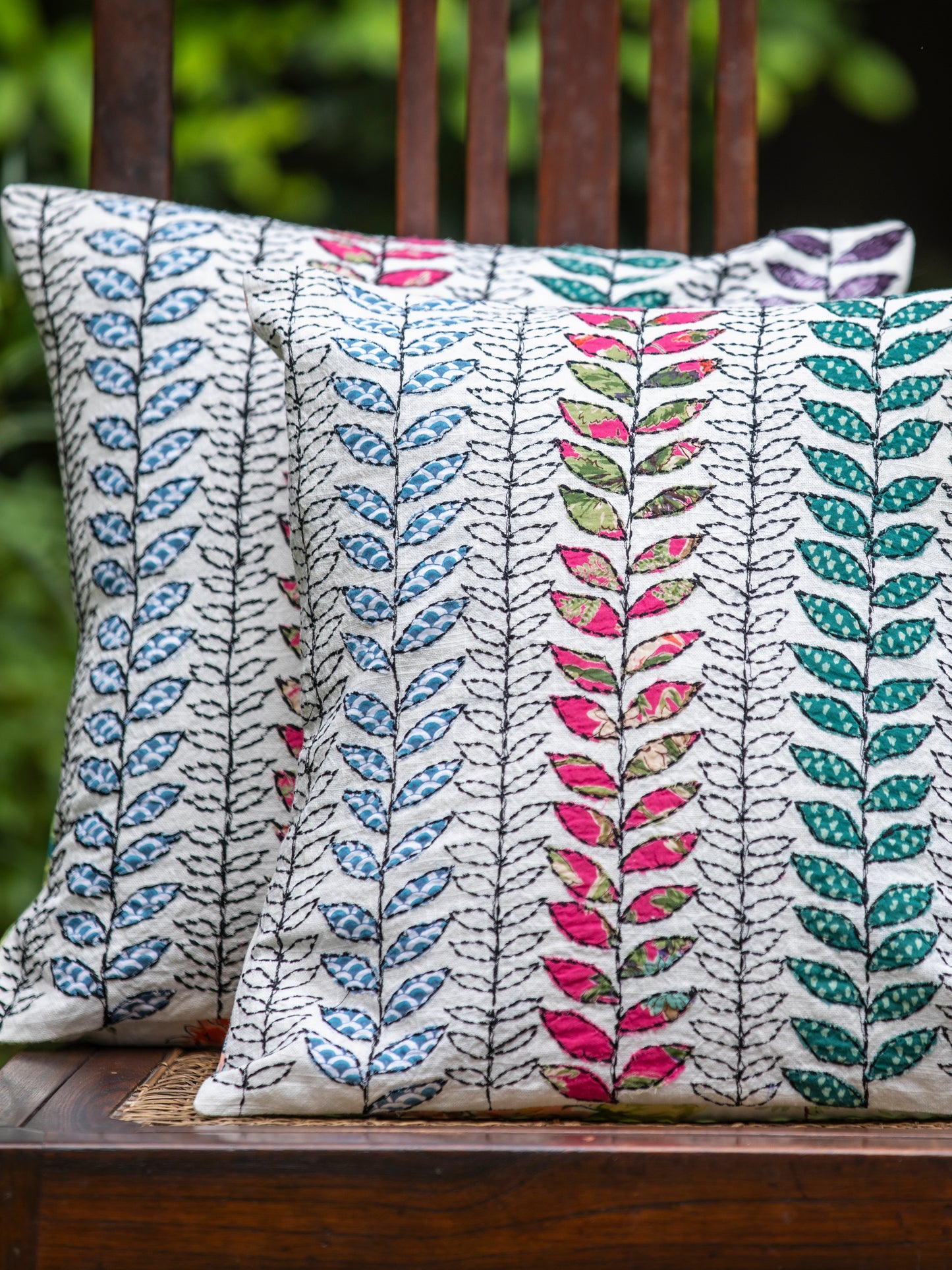 Green Cushion Cover : Stripe Leaf