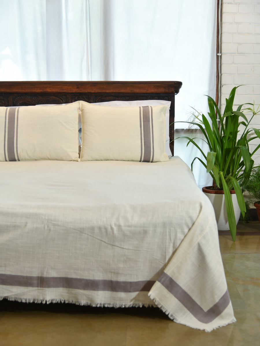 Kerala Brdr Bedcover : Stripe Grey