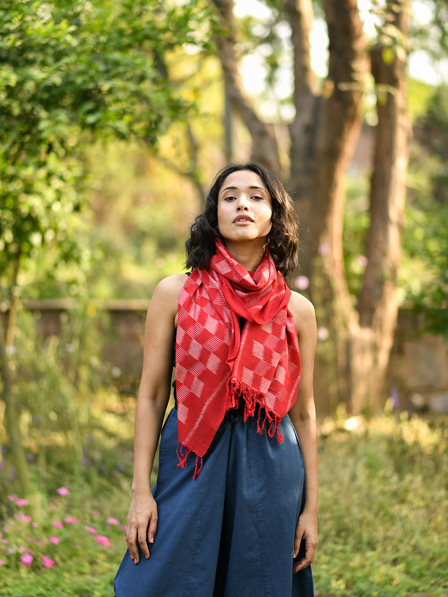 Ikat Stole : Assorted Red