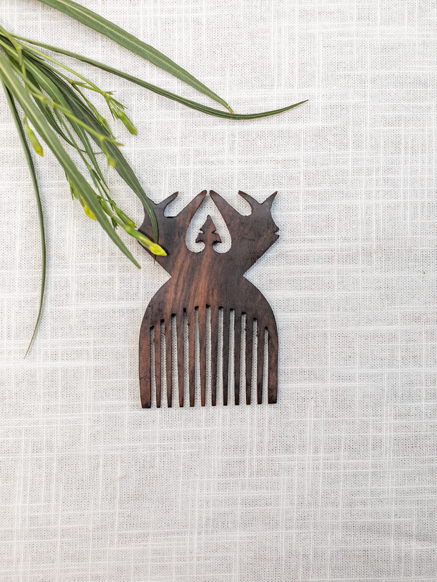 S Comb : Wooden Assorted