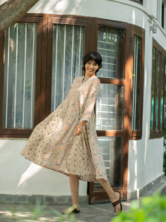 Begum Kurta : Chrysanthemum Beige