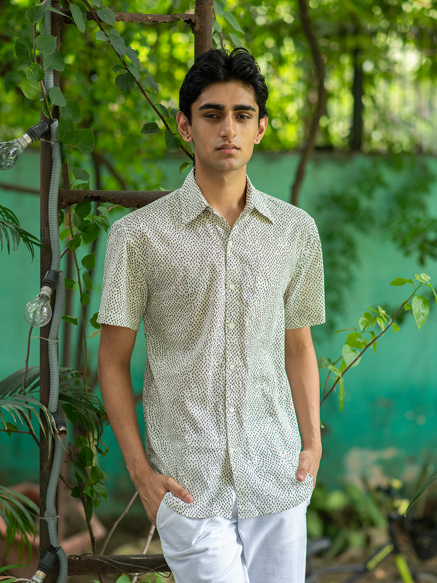 Xavier Mens Shirt H/S : Chikenfeet Natural