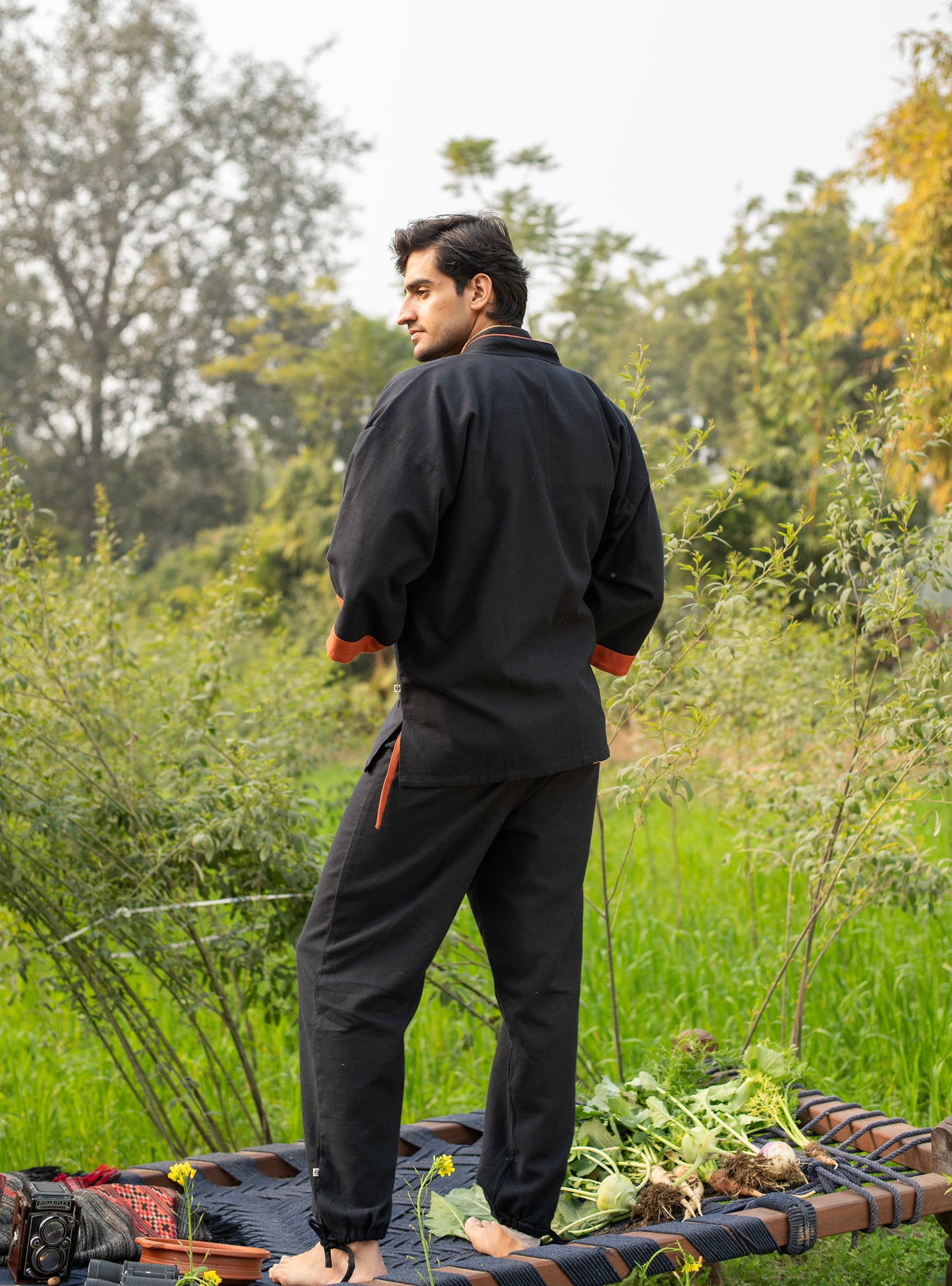 Mens Classic Kimono : Textured Black