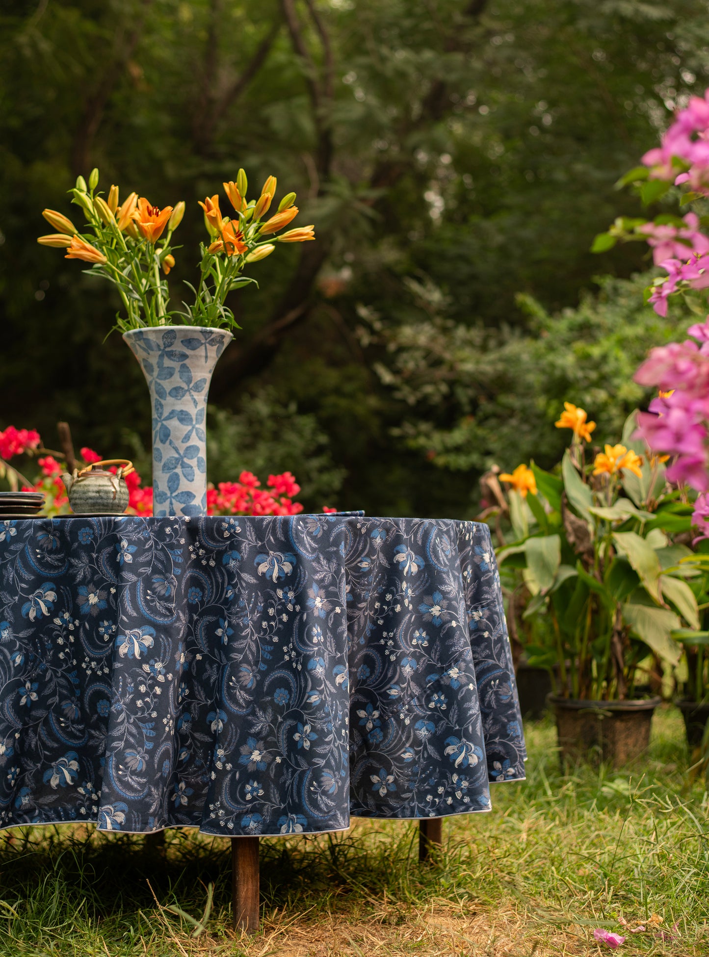 Round Table Cloth : Pulicat Indigo