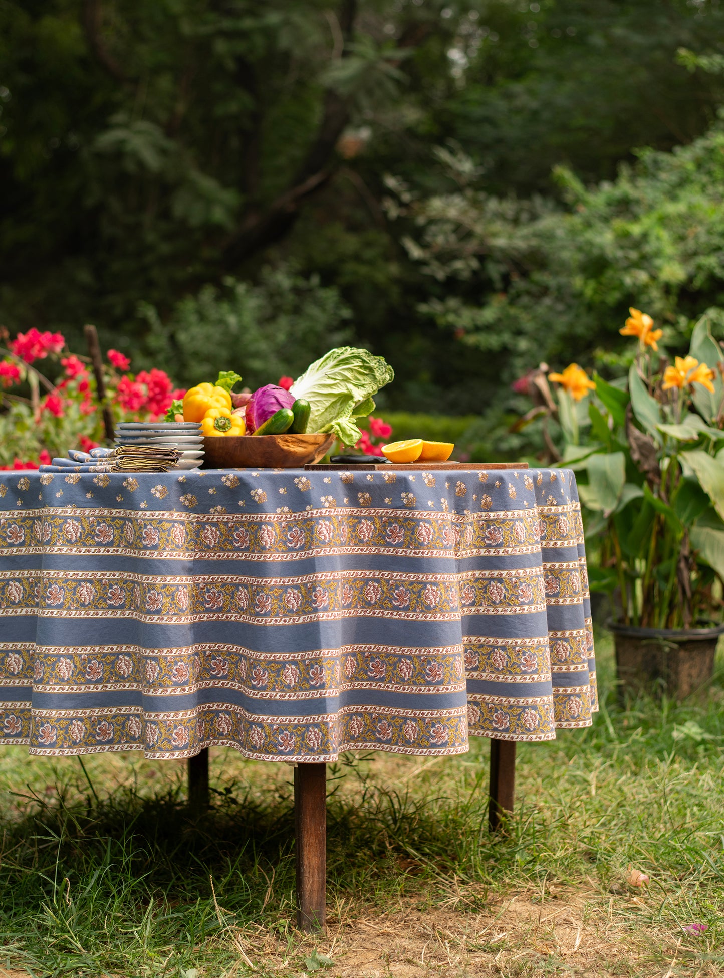 Round Table Cloth : Chanderi Denim