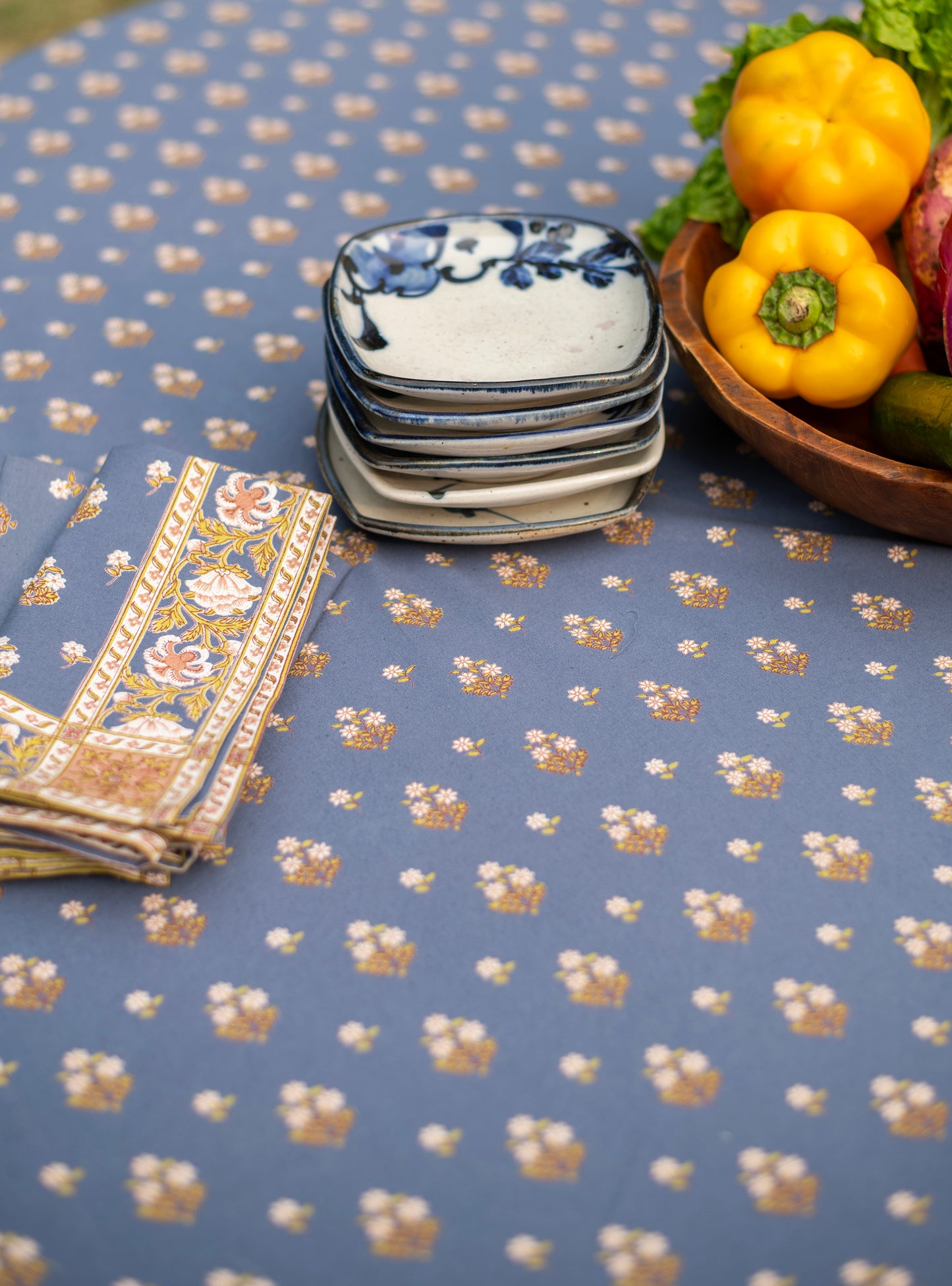 Round Table Cloth : Chanderi Denim