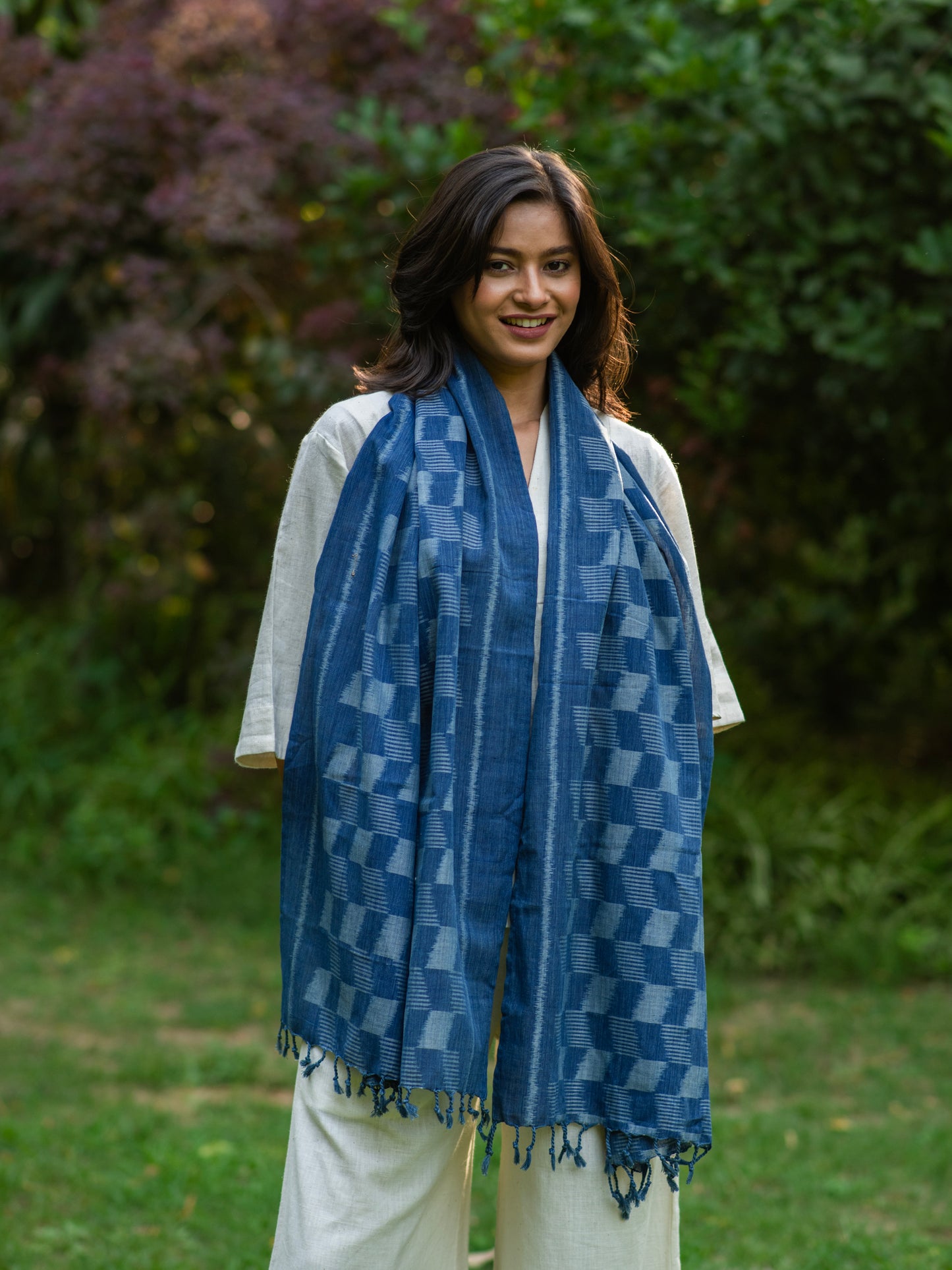 Ikat Stole : Indigo Assorted