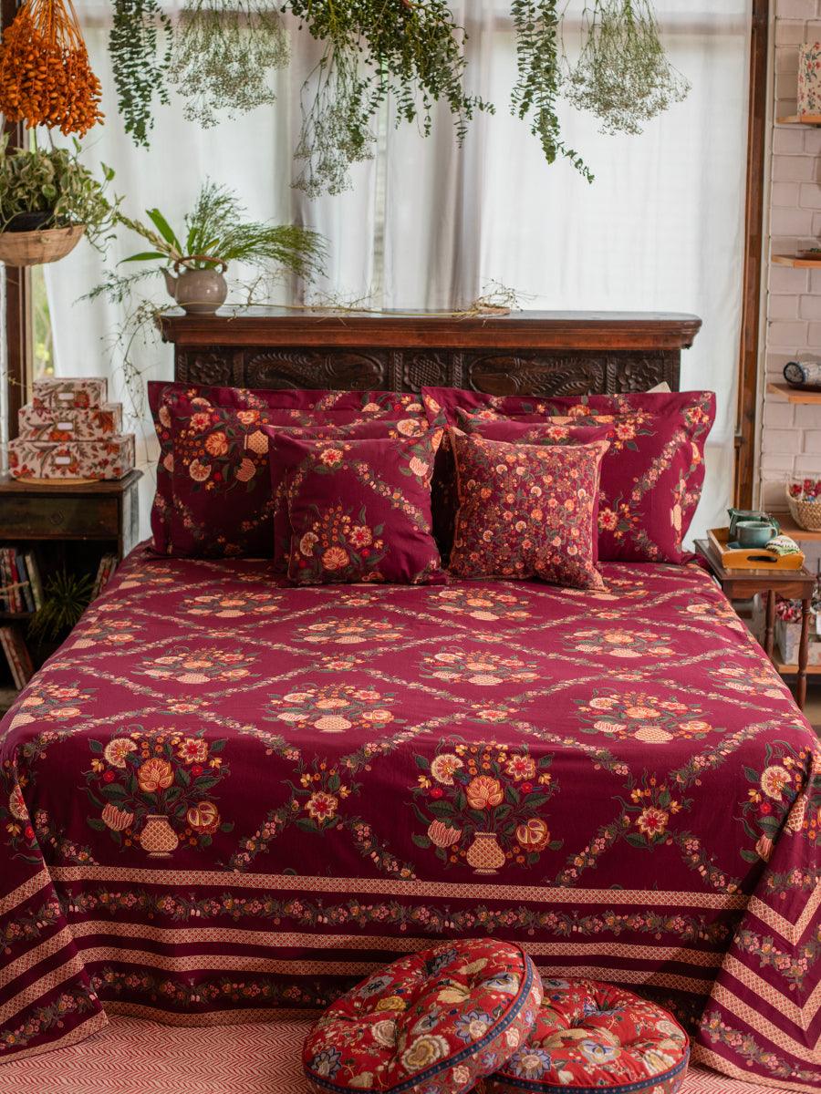 Bed Cover : Gamla Dark Cherry