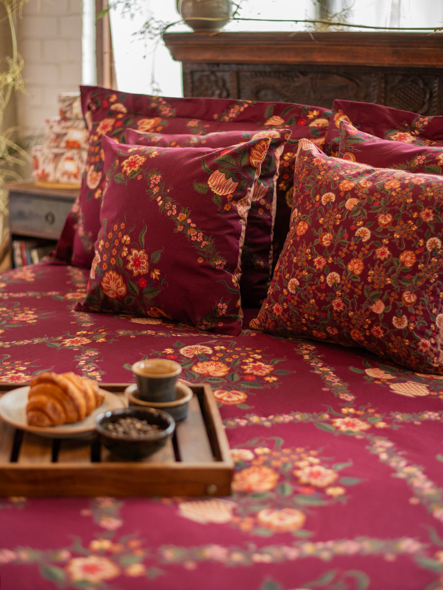 Bed Cover : Gamla Dark Cherry