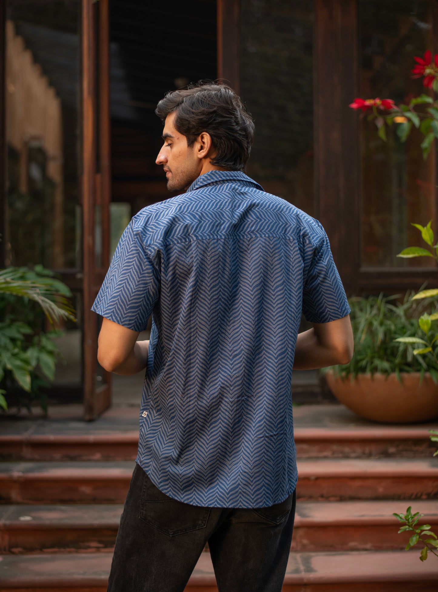 Xaviers Mens Shirt H/S : Gumbaj Indigo