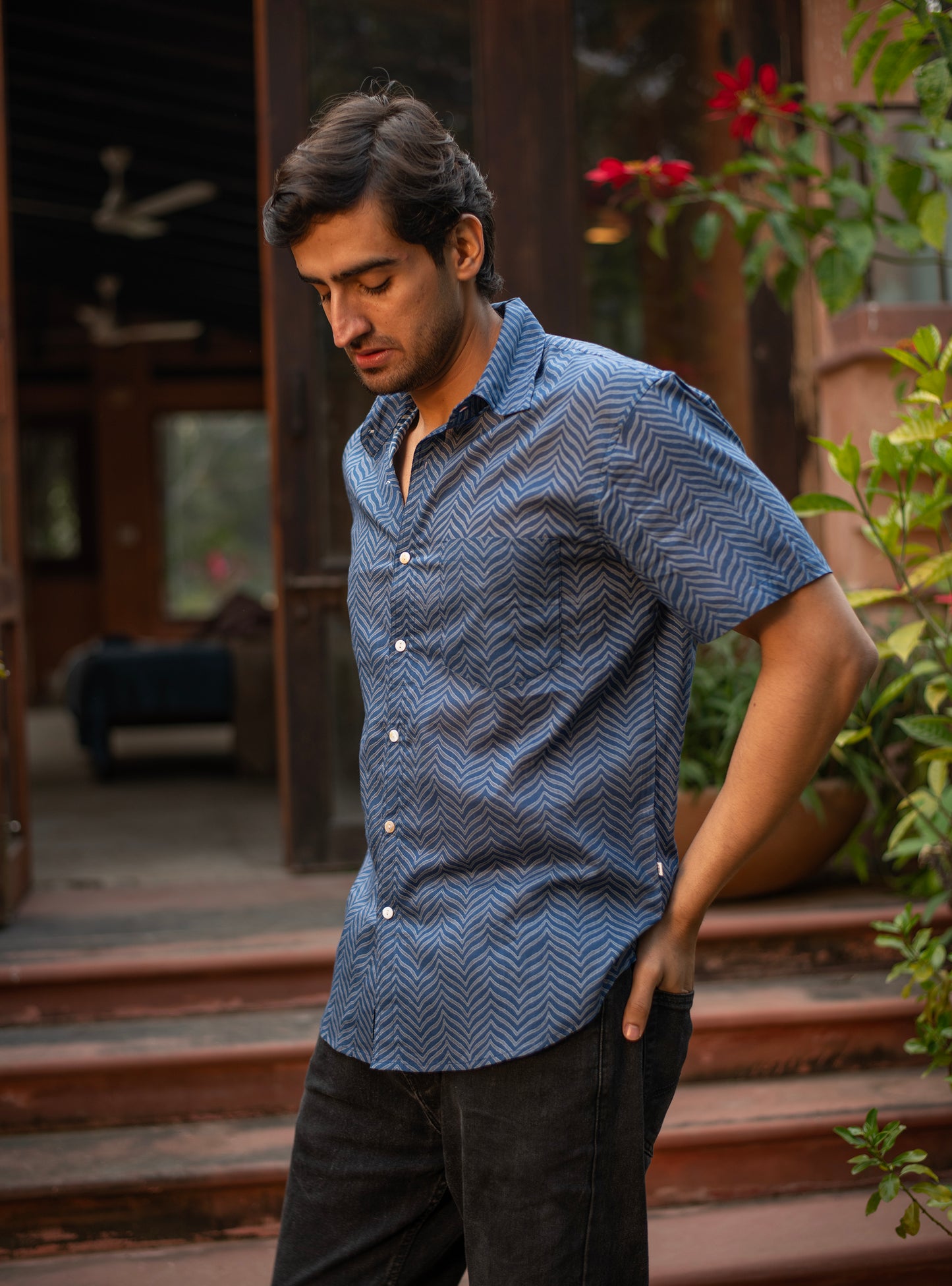 Xaviers Mens Shirt H/S : Gumbaj Indigo