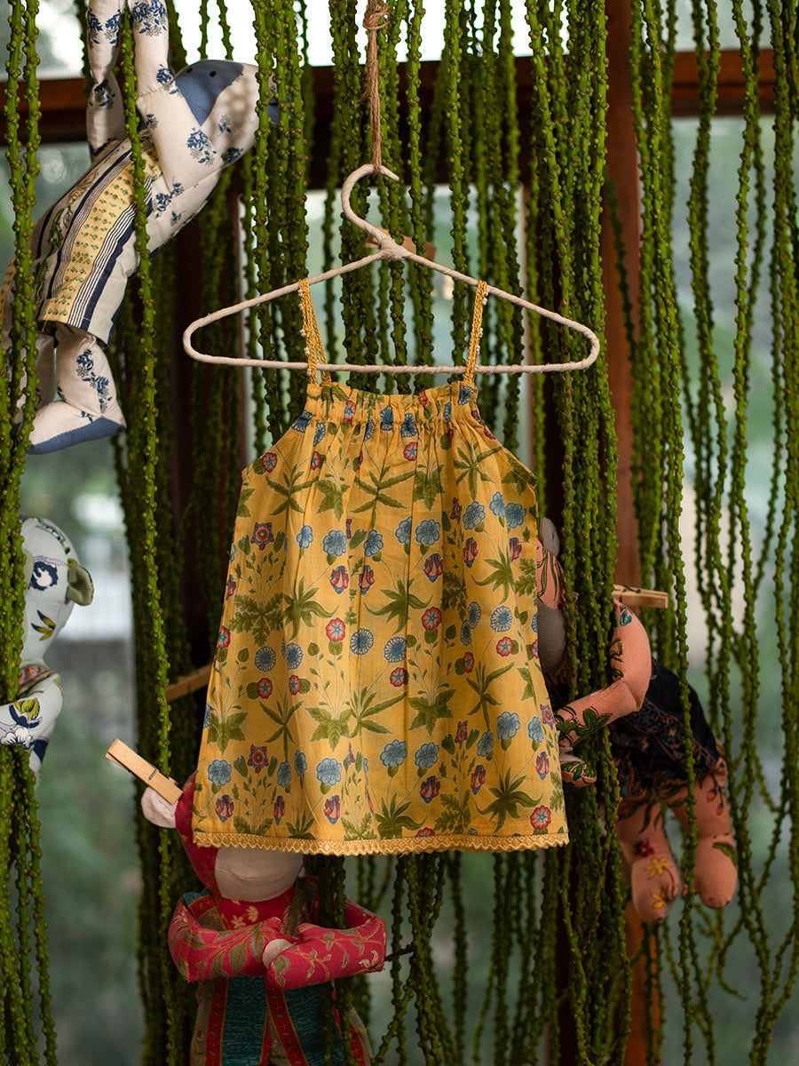 Kids Reiko Dress : Daisy Yellow