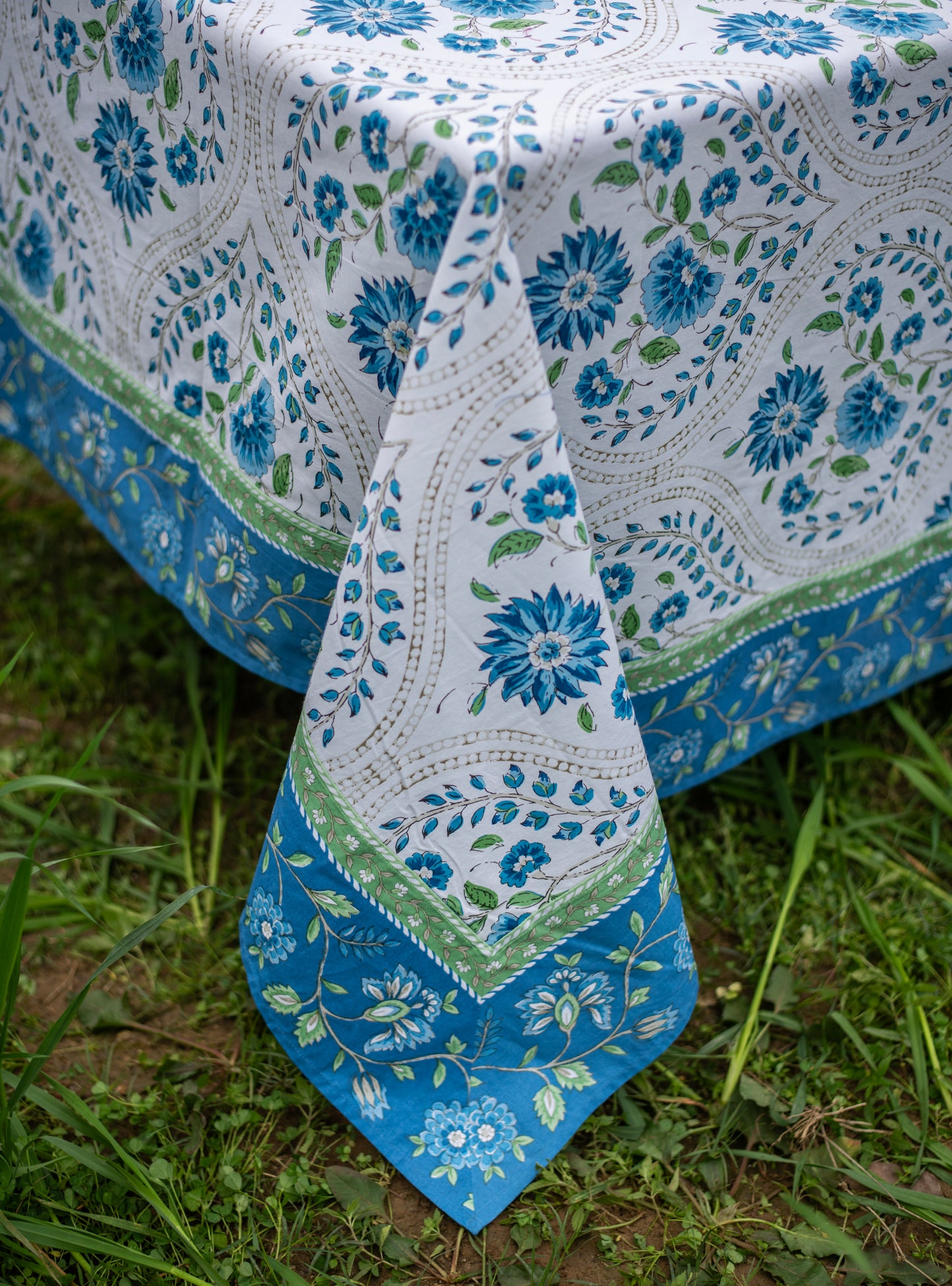 Printed Table Cloths : Meroli Blue