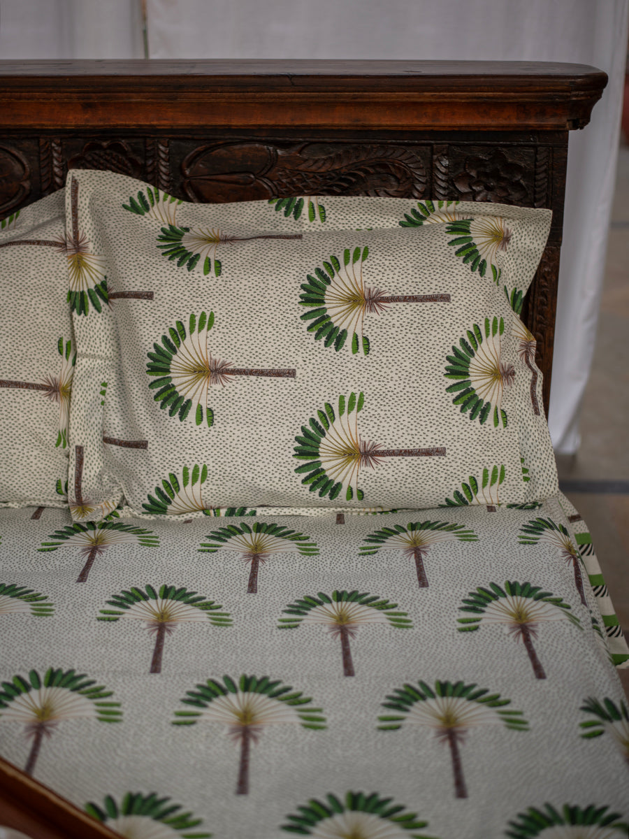 Pillow Cover : Banana Country