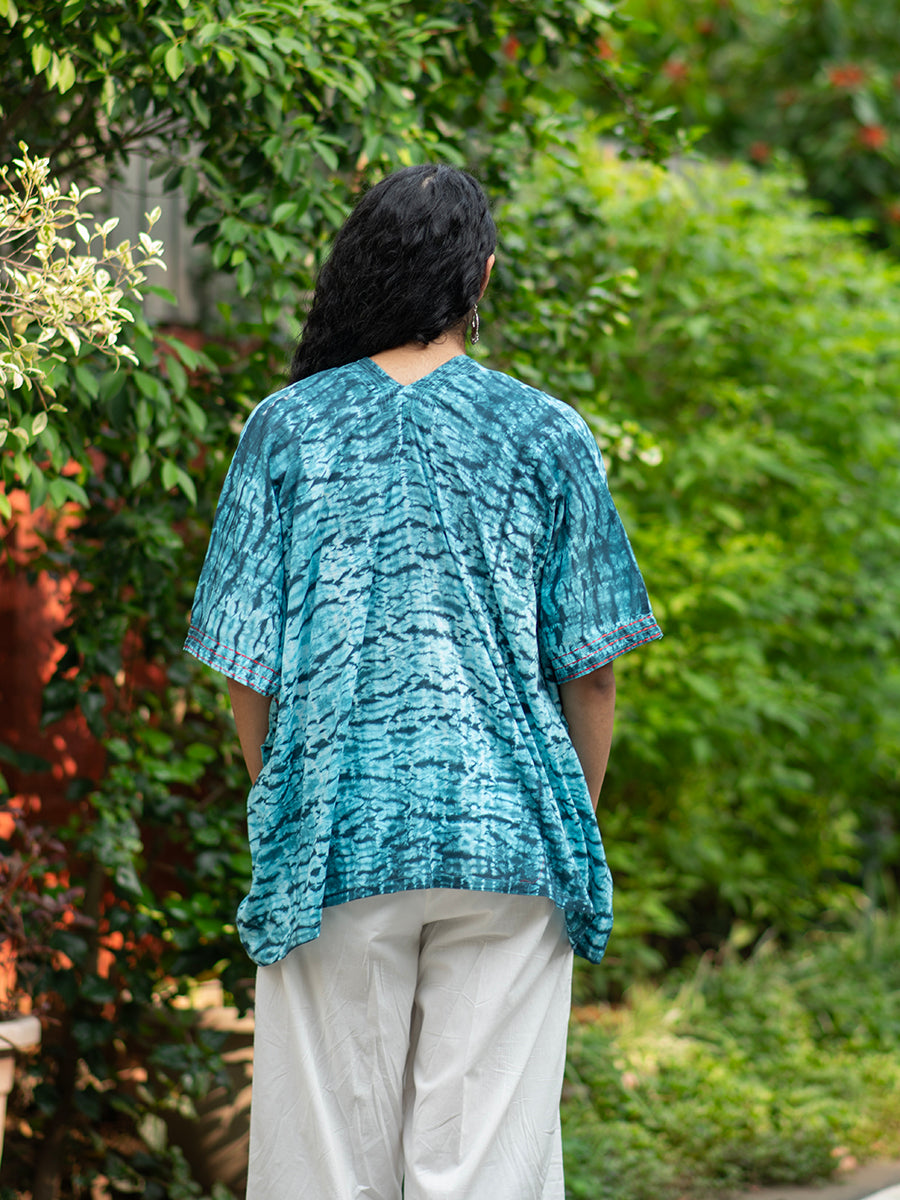 Shimmery Shrug (Tie Dye) : Shibori Turquise