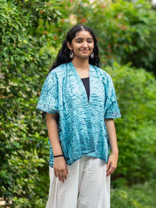 Shimmery Shrug (Tie Dye) : Shibori Turquise