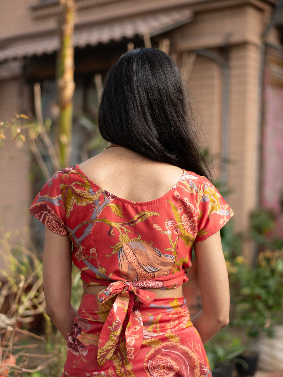 Zeenat Blouse : Sequoia Red