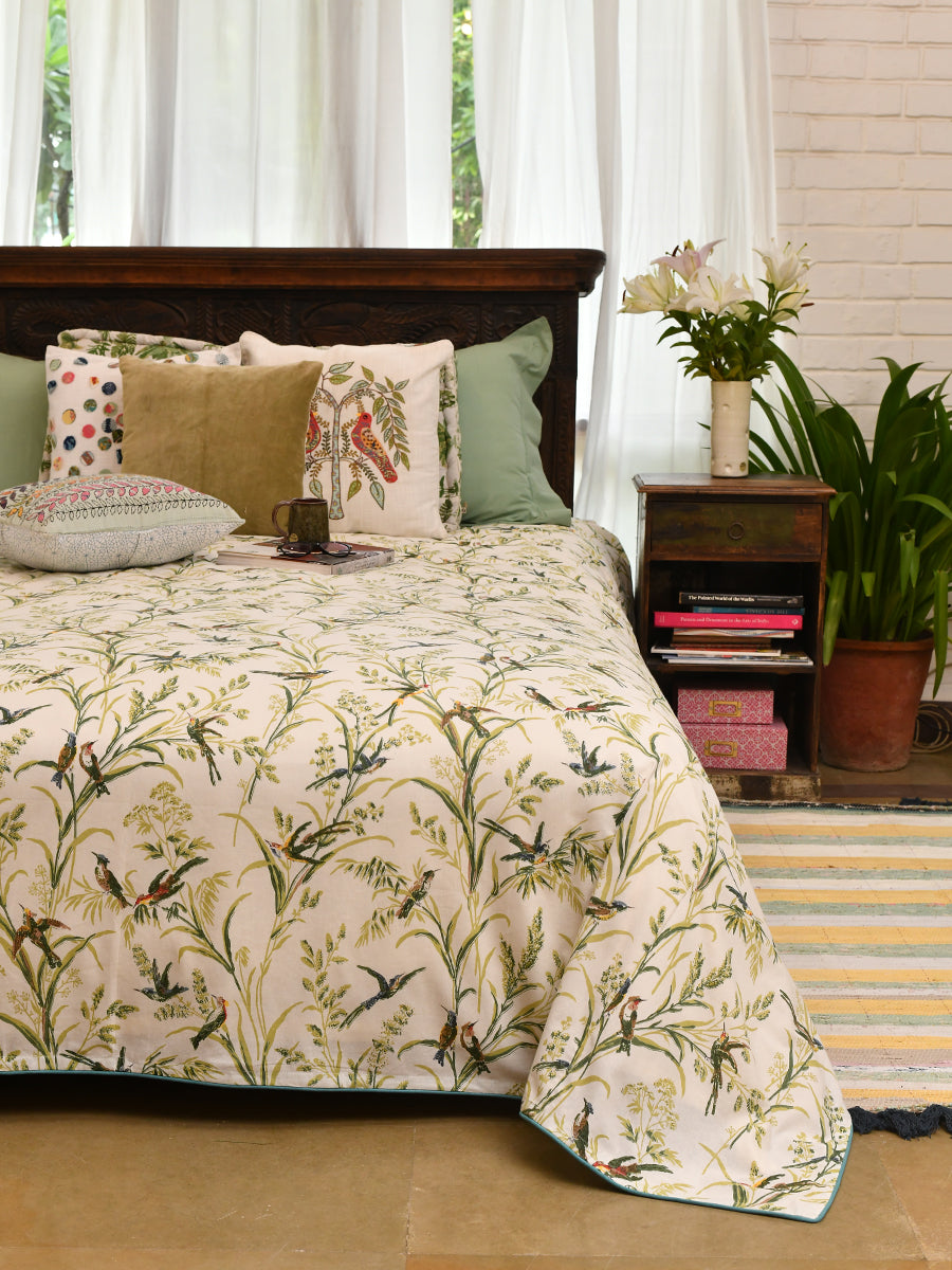 Bed Cover Piping : Humming Bird Natural