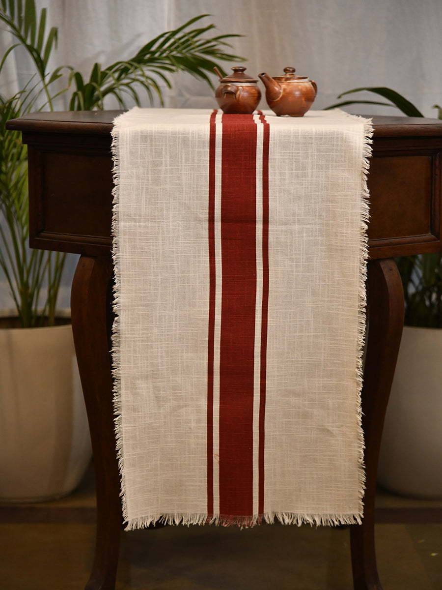 Table Runner : Stripe Red