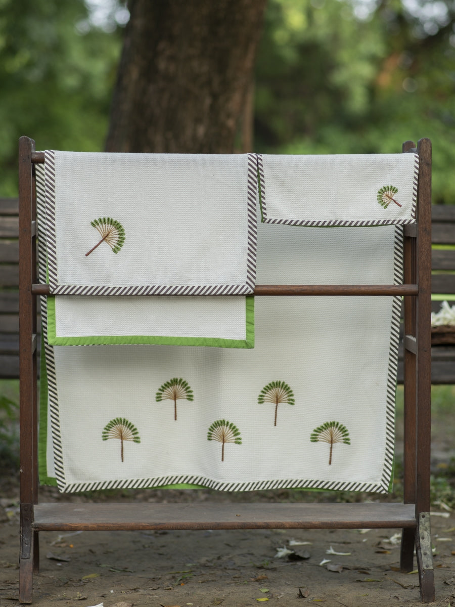 Embroidered Bath Towel : Banana Country