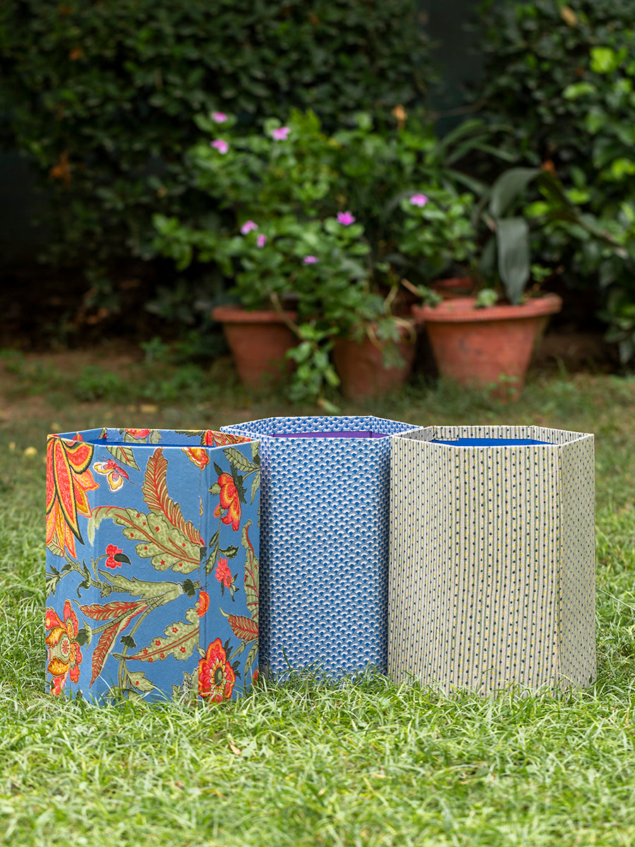 Foldable Fabric Dustbin : Assorted