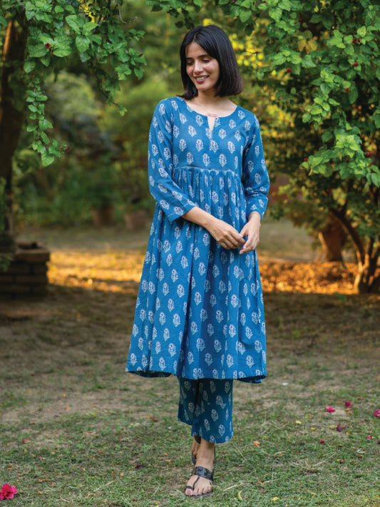 Noori Kurta (P) : Agni Sapphire