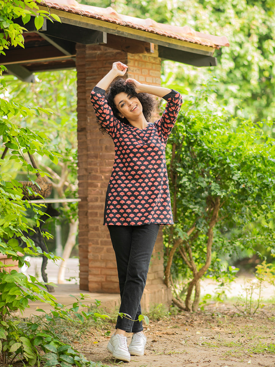 Tara Tunic : Pankha Black