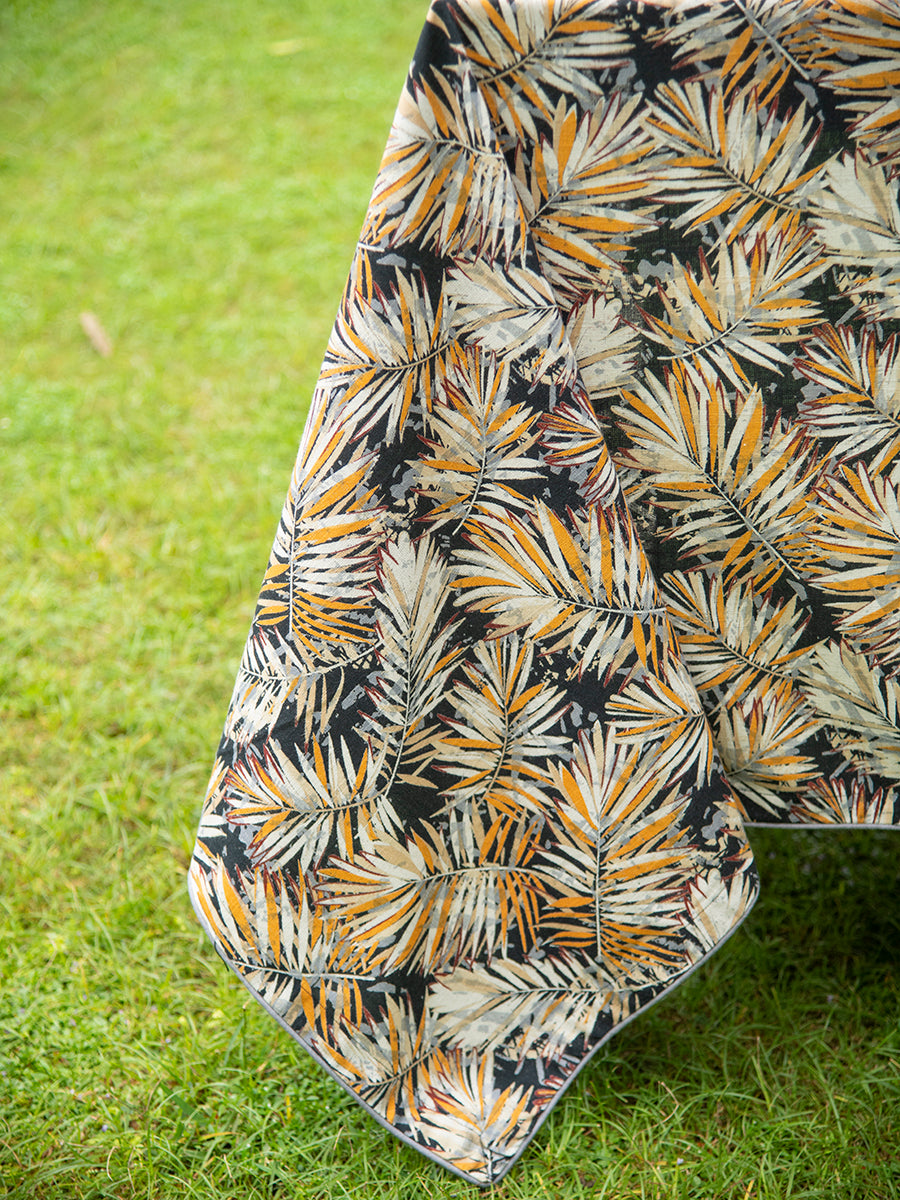 Textured Table Cloth : Frond Black